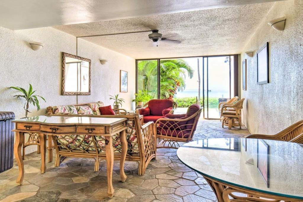 Stunning Maui Direct Ocean Front On The Beach, Walk To Beach From Condo, Watch Turtles, Whales, Ac In All Rooms Ocean View Pool And Spa Wailuku Exteriör bild
