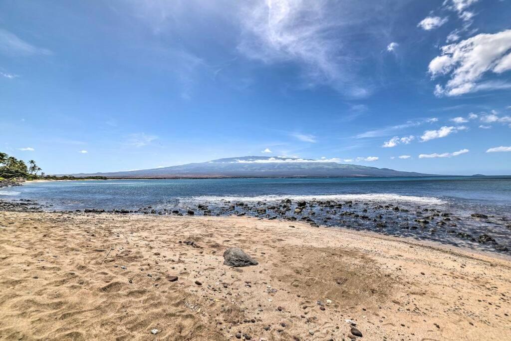 Stunning Maui Direct Ocean Front On The Beach, Walk To Beach From Condo, Watch Turtles, Whales, Ac In All Rooms Ocean View Pool And Spa Wailuku Exteriör bild
