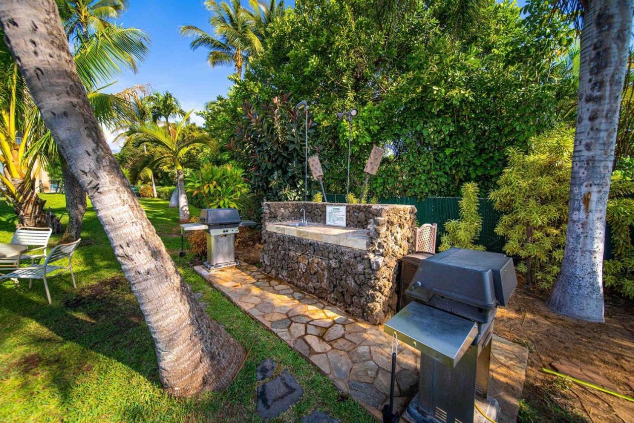 Stunning Maui Direct Ocean Front On The Beach, Walk To Beach From Condo, Watch Turtles, Whales, Ac In All Rooms Ocean View Pool And Spa Wailuku Exteriör bild